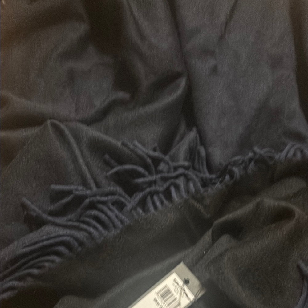 John Varvatos Elegant Black Fringe Scarf or throw blanket REVERSIBLE BLUE/BLACK